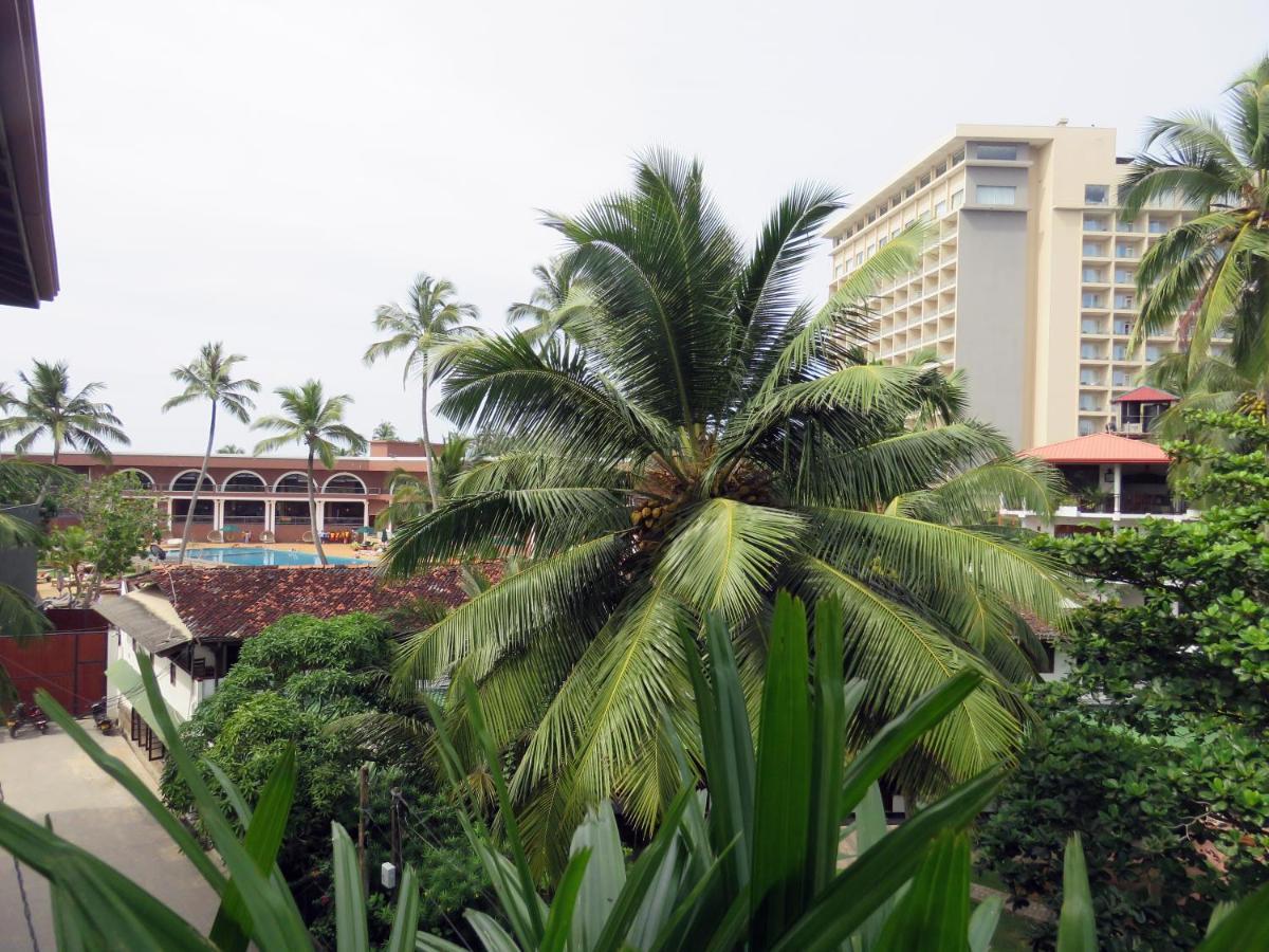 H&C Heaven Beach Hotel Unawatuna Exterior photo